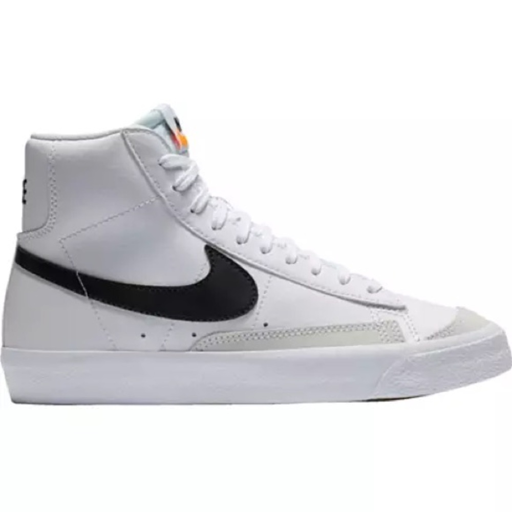 Kids Nike blazers - used - sz 5 women